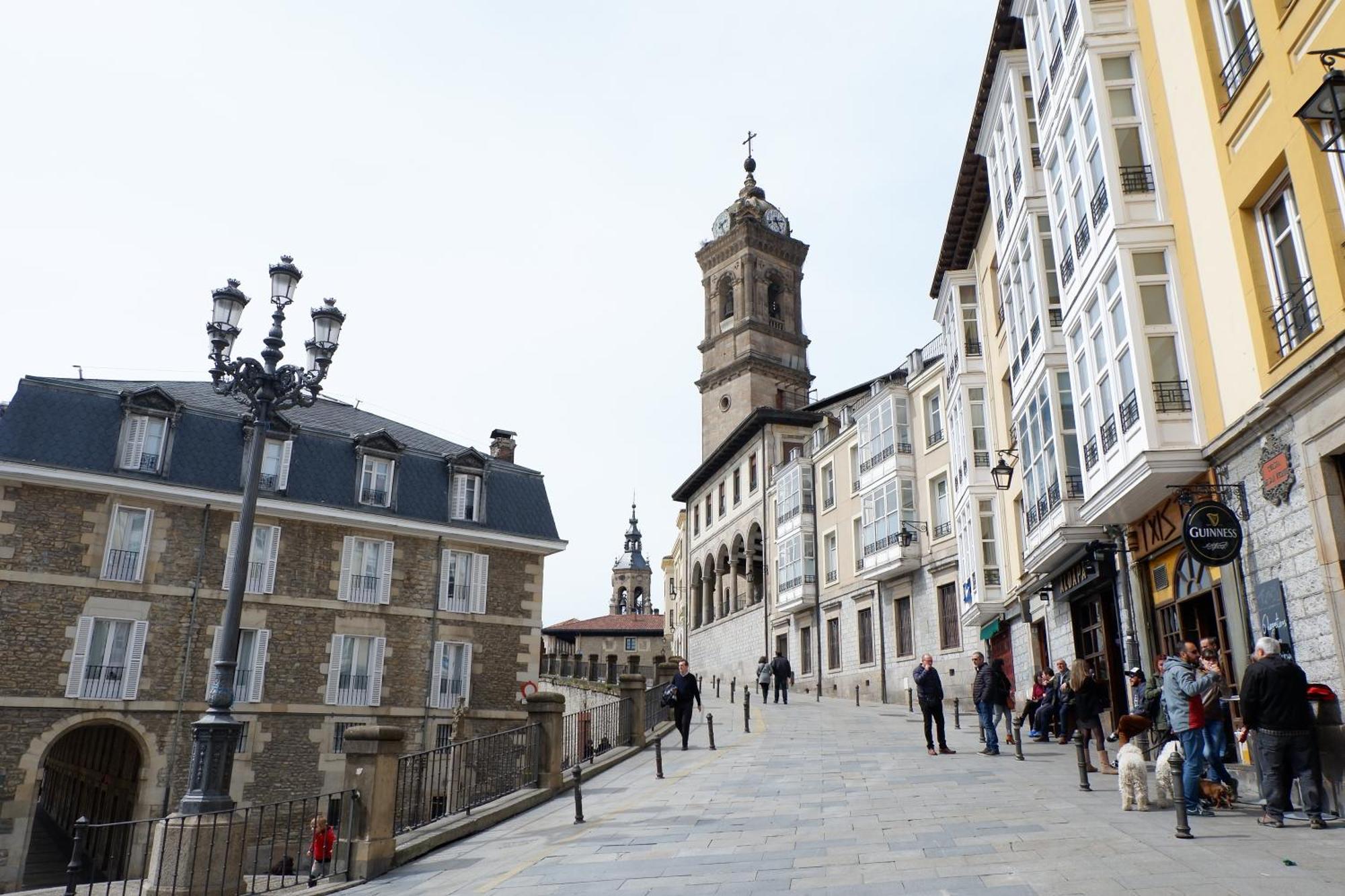 Luxury Pintoreria Atico Vitoria-Gasteiz Buitenkant foto